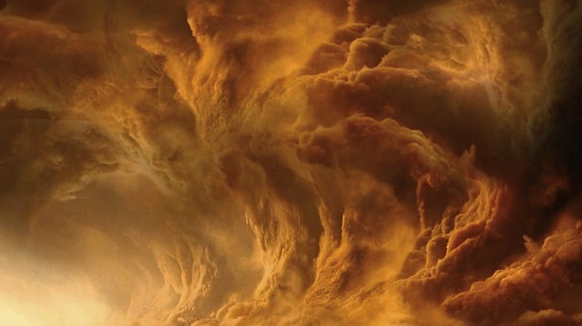 sandstorm-7854742 640